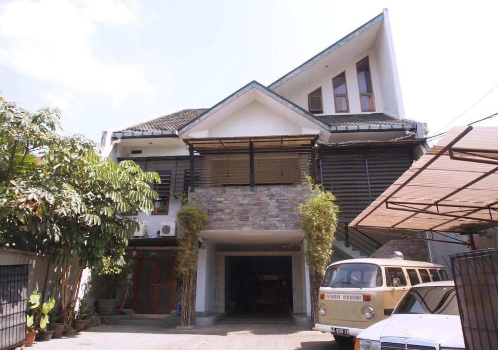 Pasteur House | CT 195