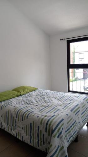 Ciudad Vieja House | cuarto en senderos comendador con baño privado