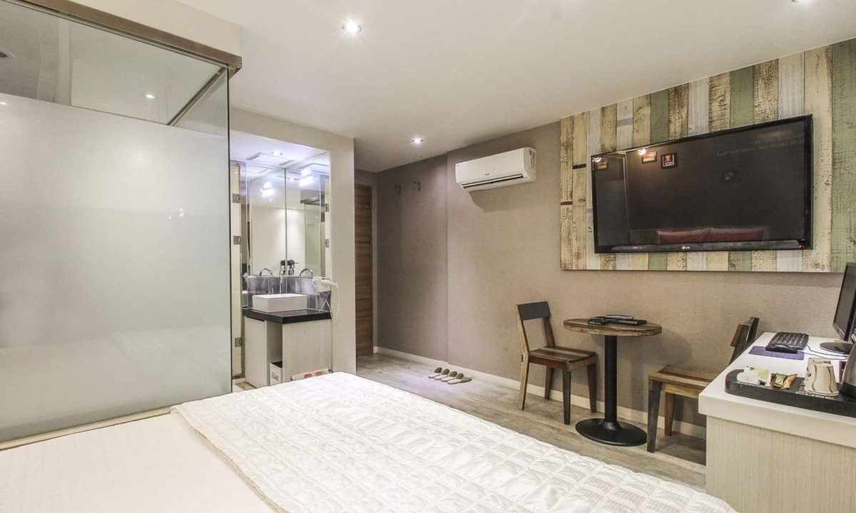 Pusanjin-gu Hotel | Cube Hotel