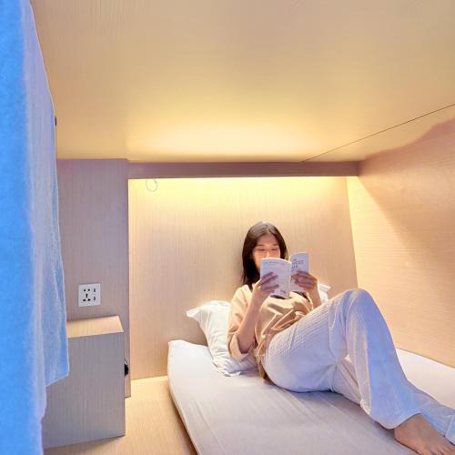 Thanon Phaya Thai Hostel | Cubic Bed Pratunam