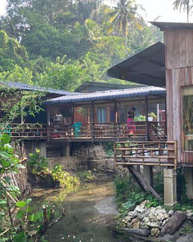 Sinabang House | Cucu Suzanne
