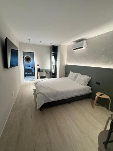 Garlenii de Sus Bed & Breakfast | Curacao SPA