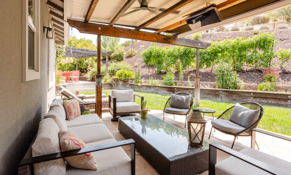 Paso Robles House | Custom Home Views Wineries & Town Minutes Away
