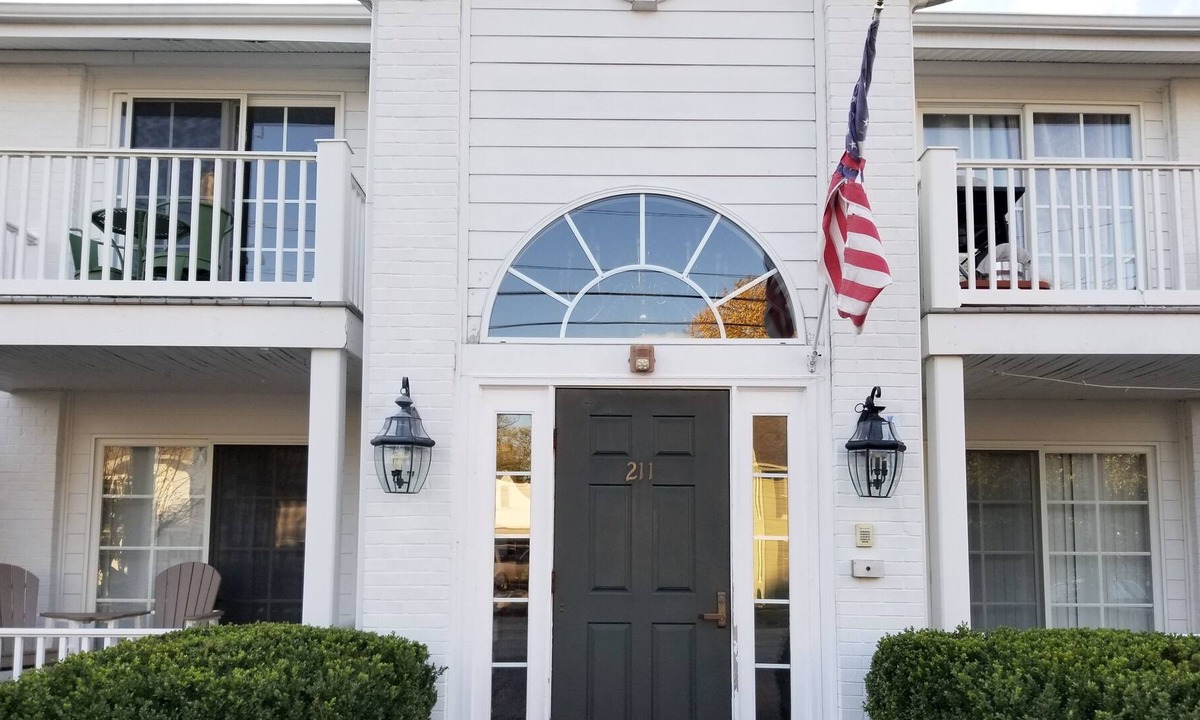 Berlin Condo | Cute bright condo just steps from historic Main Street Berlin !