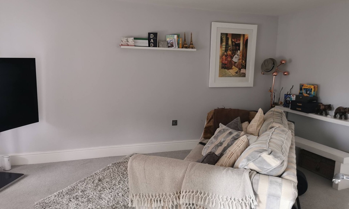Chalfont St Peter House | Cute Modern Cosy Stay with modcons - functional & relaxing.nBusiness or Family