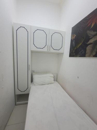 Sheikh Zayed Road Apartment | Cute Rooms and Small Partitions for Girls in Dubai- Female guests only فتيات فقط