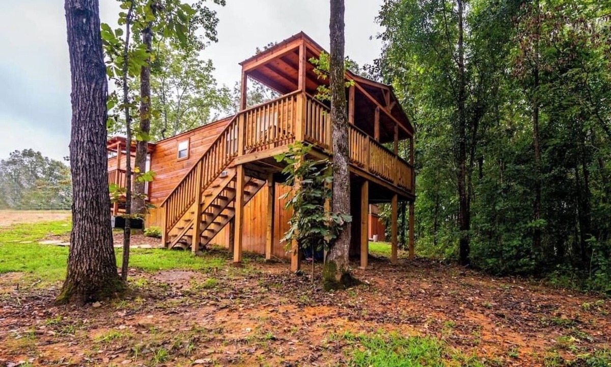 Broken Bow Cabin | Cypress: Sleep 4, Tiny Cabin, Pets, Near Park/Lake