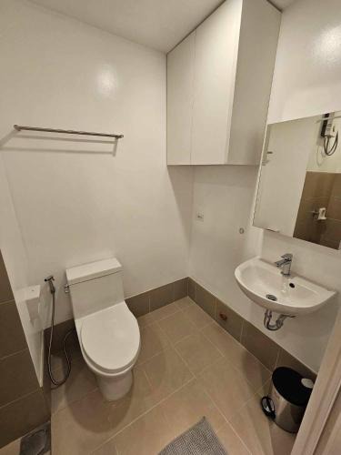 Bangkal Apartment | Czech Theme