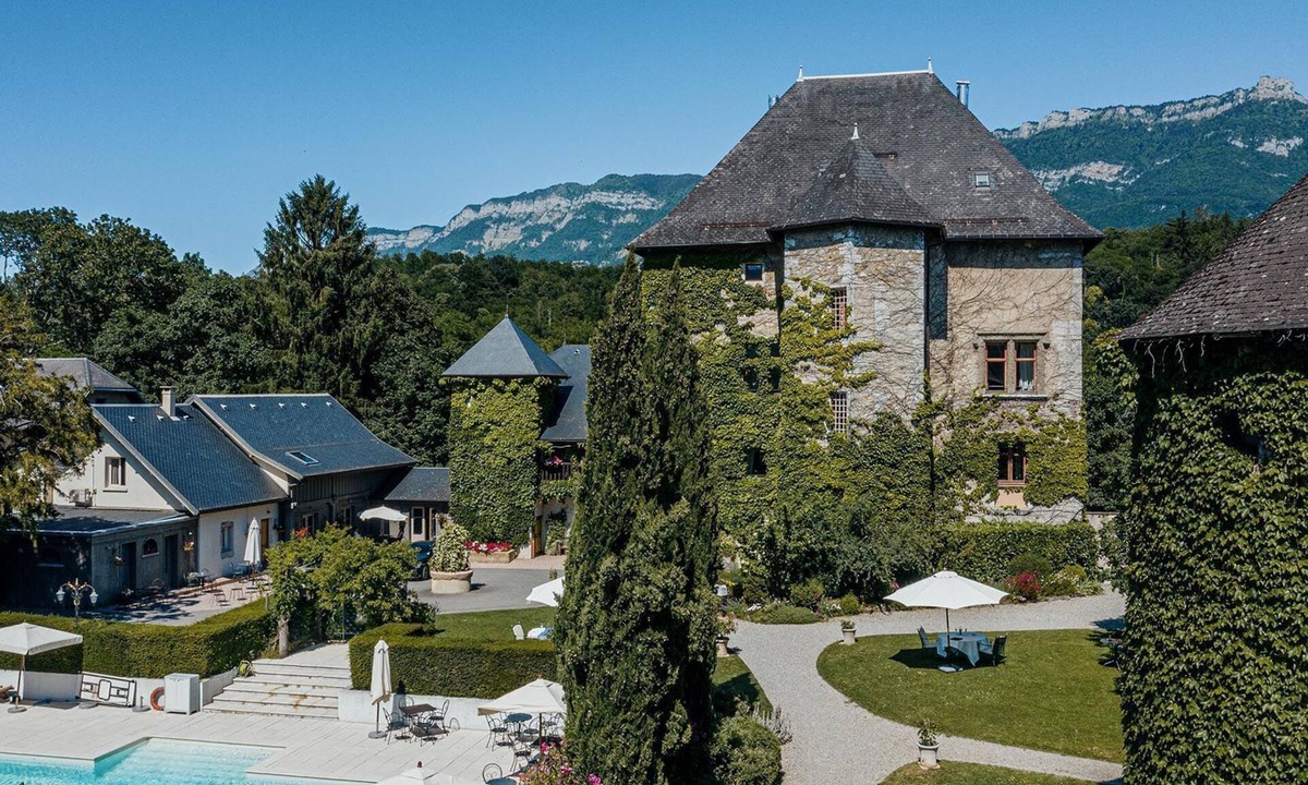 Chambery Other | Dégustations de Vin ! Chateau, Piscine sur place