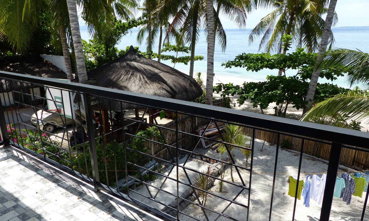 Libaong Hotel | D&B Bluestar Beach Resort