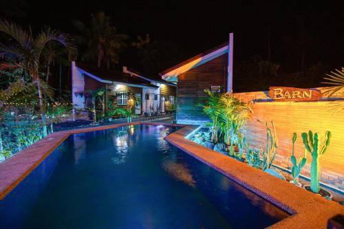 Danao Hostel | D'Barn Hostel