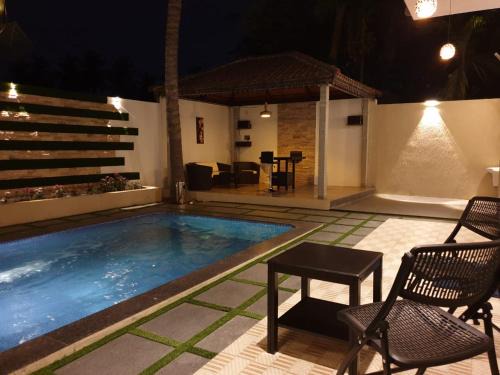 Erode Hotel | D Wayfarer Inn Resort