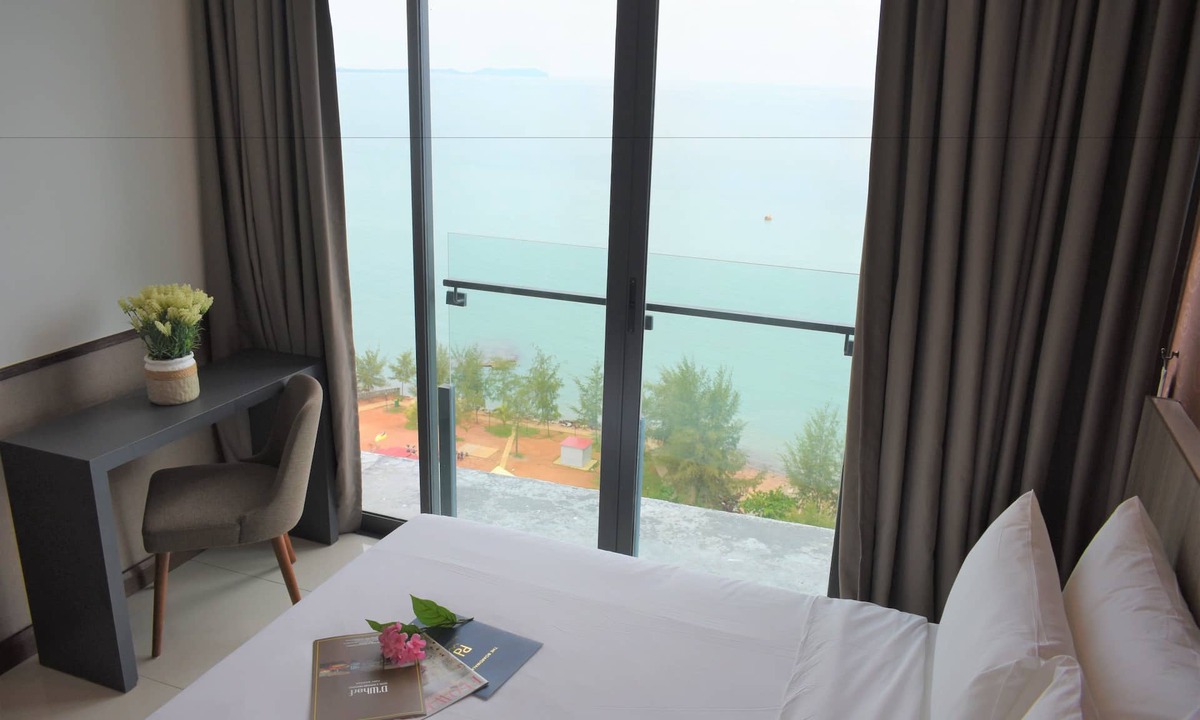 Kampung Bahasa Kapor Hotel | D'Wharf Hotel & Serviced Residence