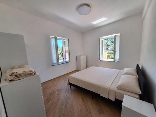 Isola del Cantone Apartment | Da Sandra