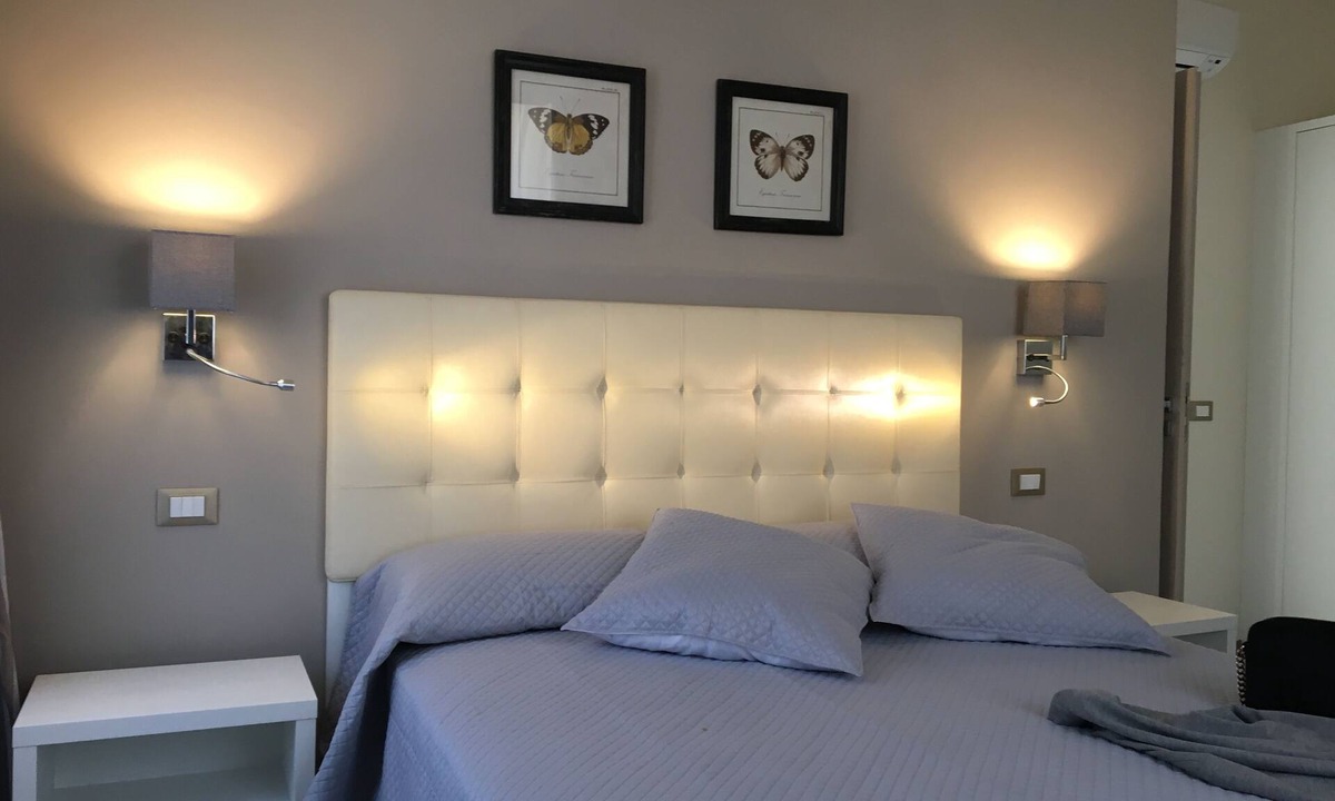 Capanne-Prato-Cinquale Apartment | "Da Vinci" Tuscany House of Artists Apartment