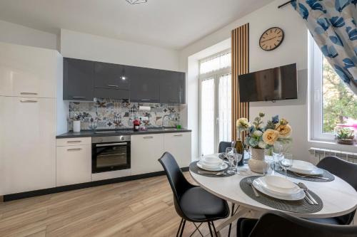 Barriera Vecchia-San Giacomo Apartment | Da Violeta-comodo bilocale completo di tutto