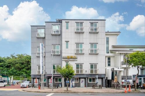 Kunip House | Daecheon Relax Pension