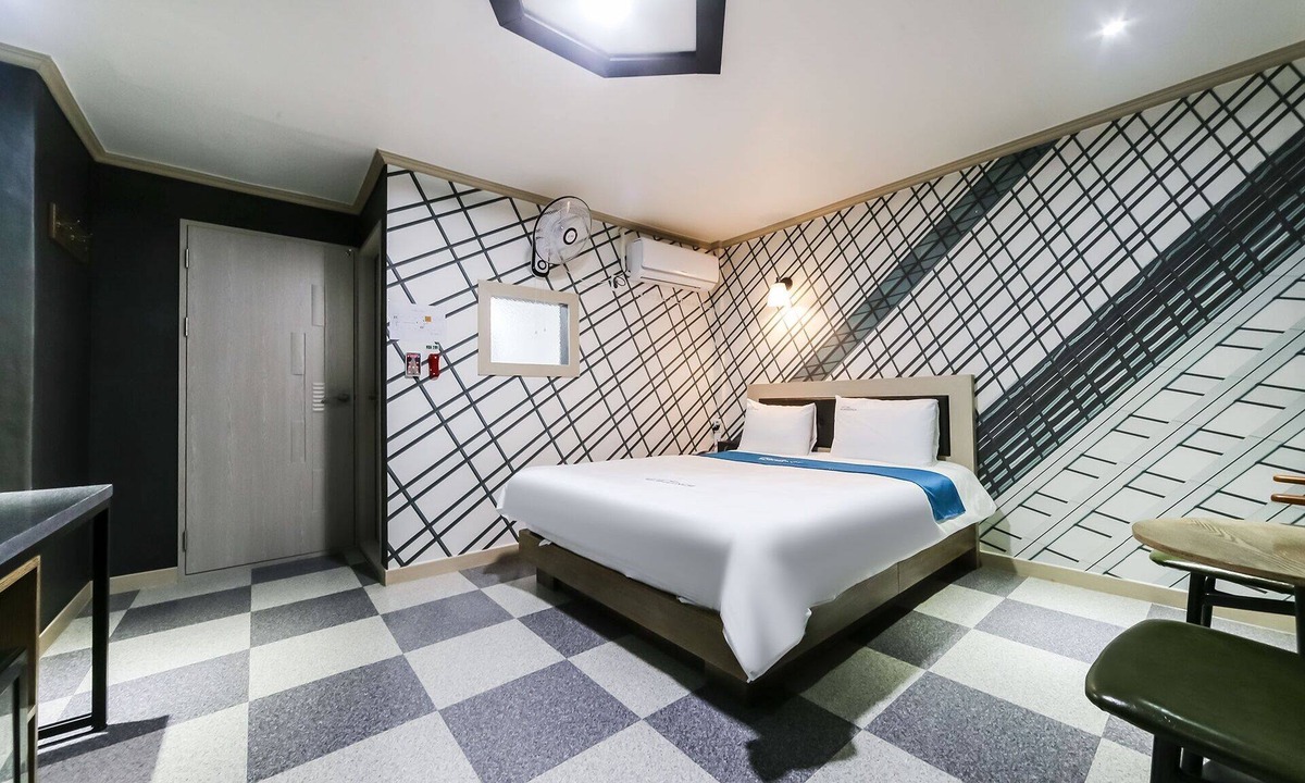 Dalseong-gun Hotel | Daegu Hyeonpung Elegance