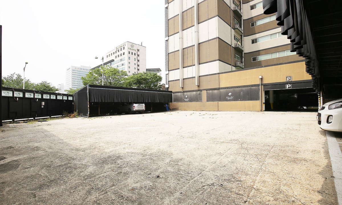 Bongmyeong-dong Hotel | Daejeon Yuseong the Sharp