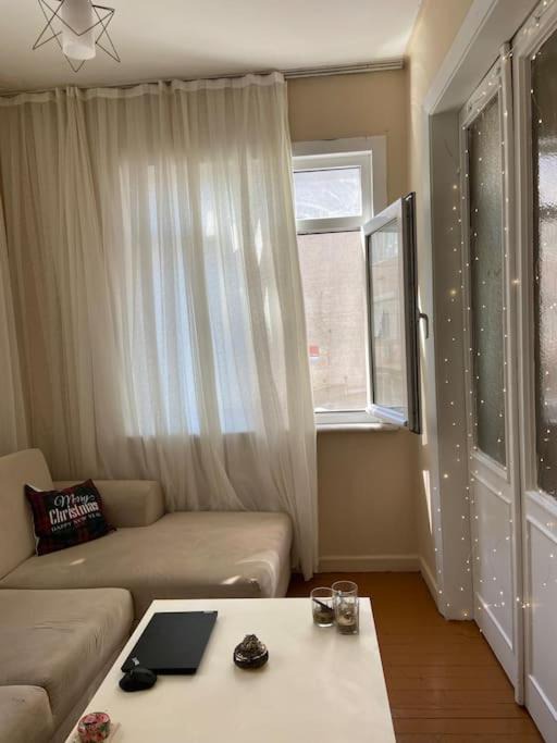 Besiktas Apartment | Daire-Beşiktaş