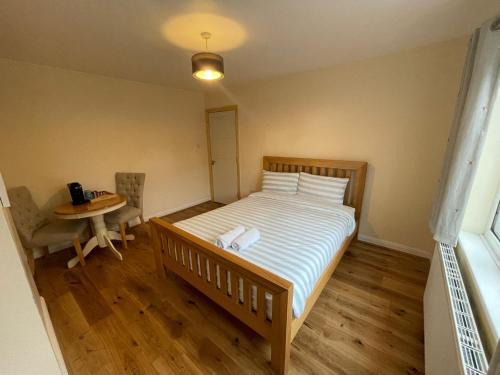 Oakleigh House | Daisy