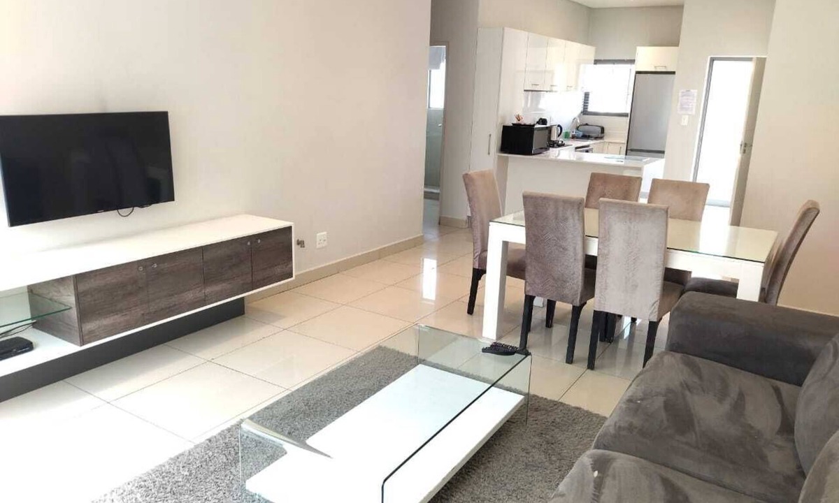 Sandown Apartment | Daisy Place