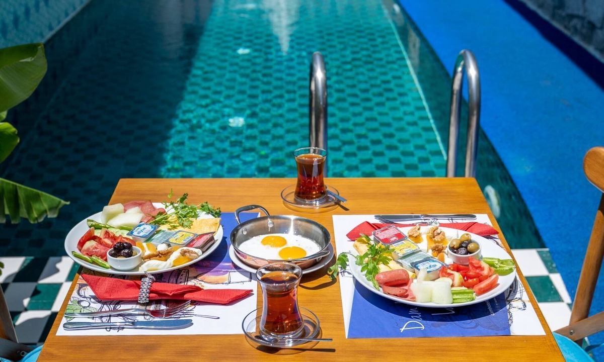 Eski Lara Hotel | Dam Hotel Lara