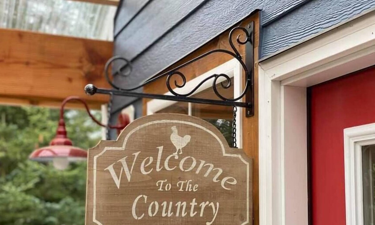 Anchor Point House | Dandelion-Fireweed Meadow Vacation Rental