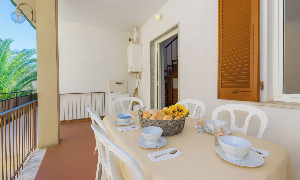 Ronchi Apartment | Daniela 1 100m From Sea, Marina di Massa, Italy