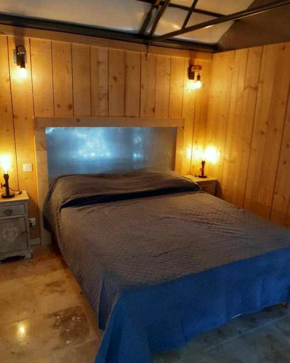 Oppede House | DANSAVAN Chambres d Hôtes Gite