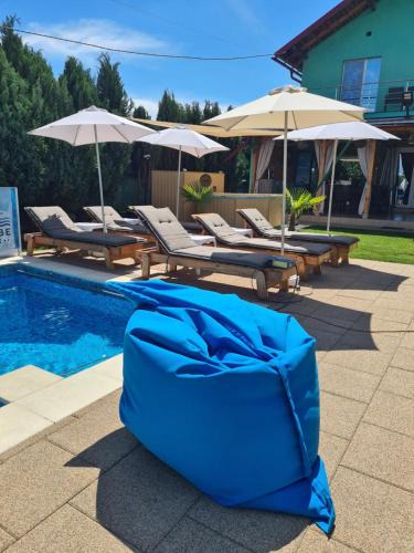 Hinova House | Danube Home