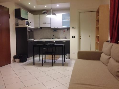 Ponte Taro Apartment | Daou's House
