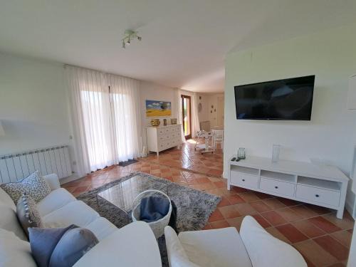 Loreto Aprutino Apartment | Daphne Experience - Home, Harmony and Garden