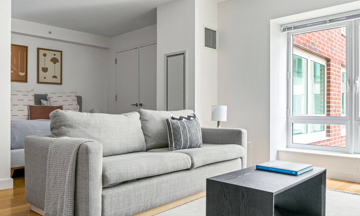 Back Bay East Apartment | Dapper Back Bay Studio, w/Gym, walk to Newbury St. by Blueground