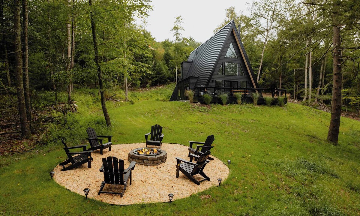Pond Eddy House | Darby A-Frame + Cabin: Stylish + Modern w/Sauna