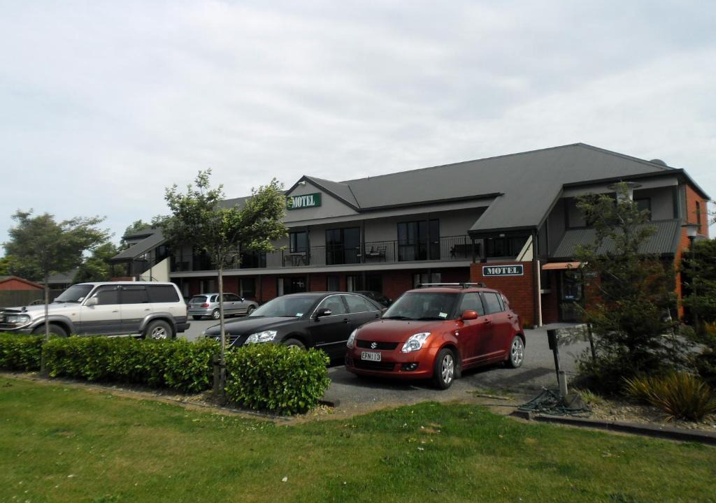 Darfield Hotel | Darfield Motel