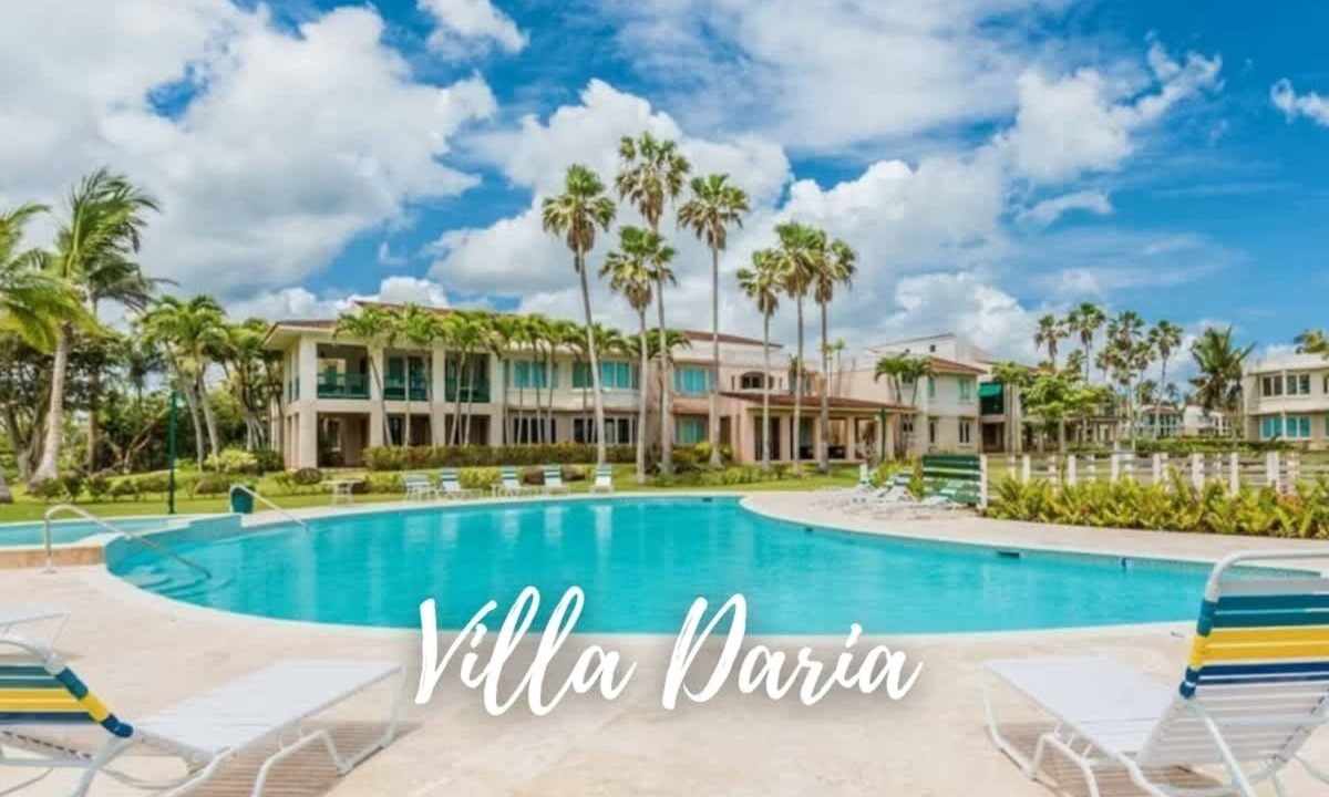 Cerro Gordo Villa | Daria Beachfront community steps 2 pool- Generator
