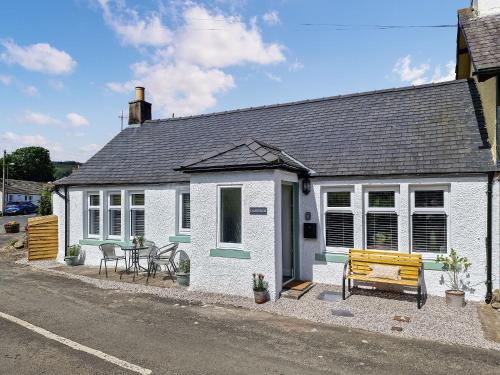 Moniaive House | Darroch