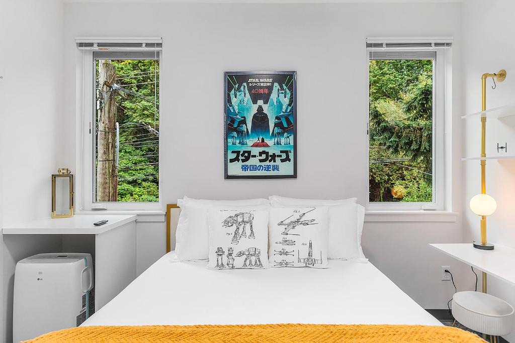 North Queen Anne House | Darth Vader's Death Star Suite
