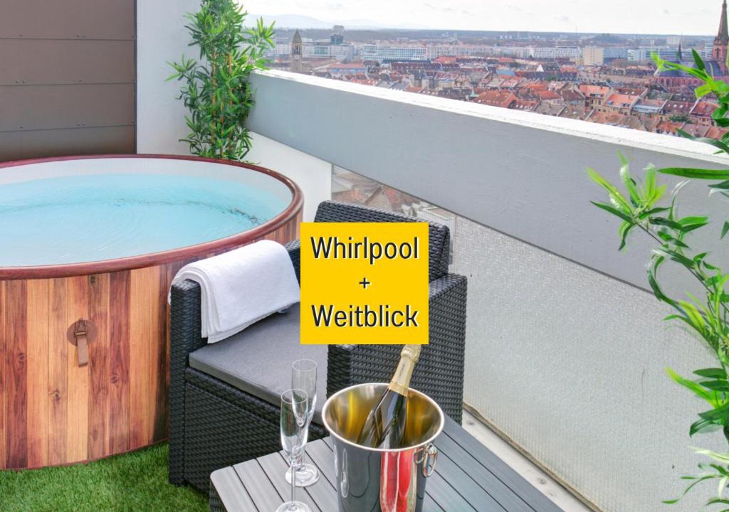 Oststadt Apartment | Das Penthouse mit 3 Dachterrassen, Whirlpool & Panoramablick
