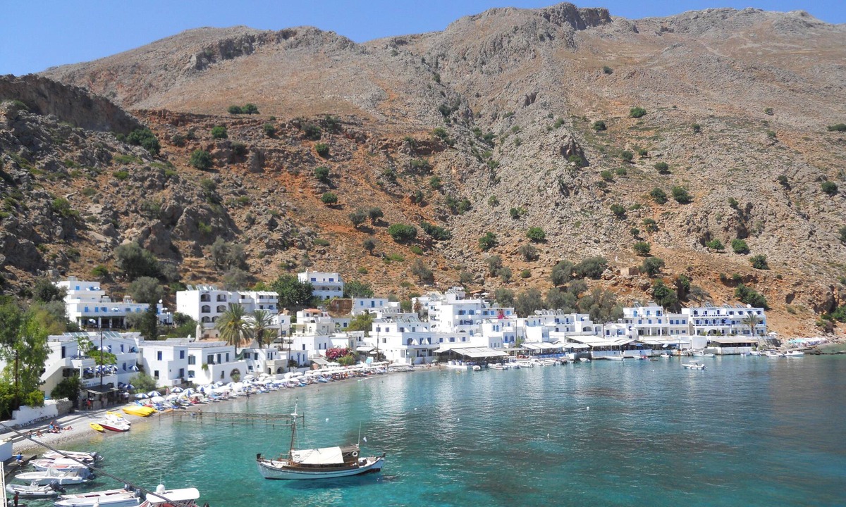 Loutro Hotel | Daskalogiannis Hotel