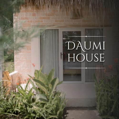 Kecamatan Masbagik Hotel | Daumi House