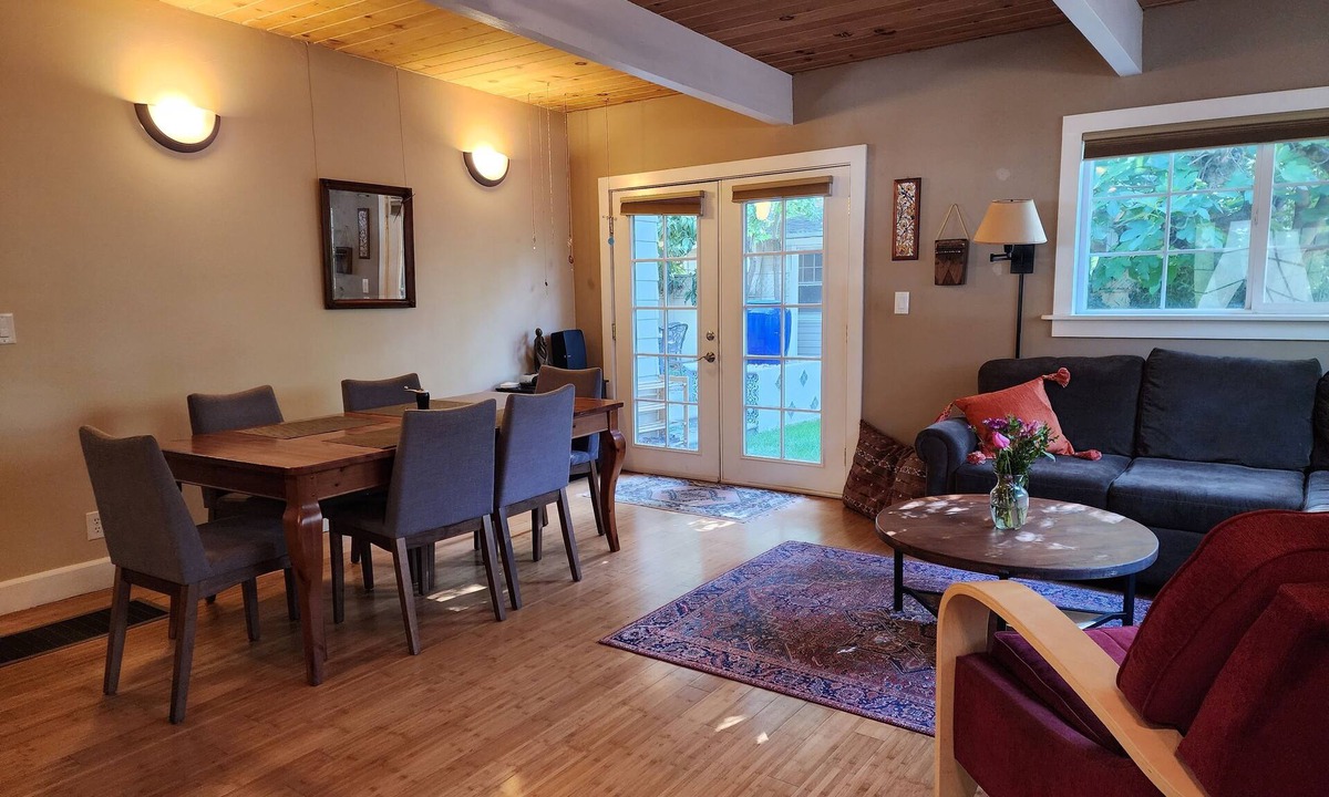 Central Davis House | Davis Downtown Charmer