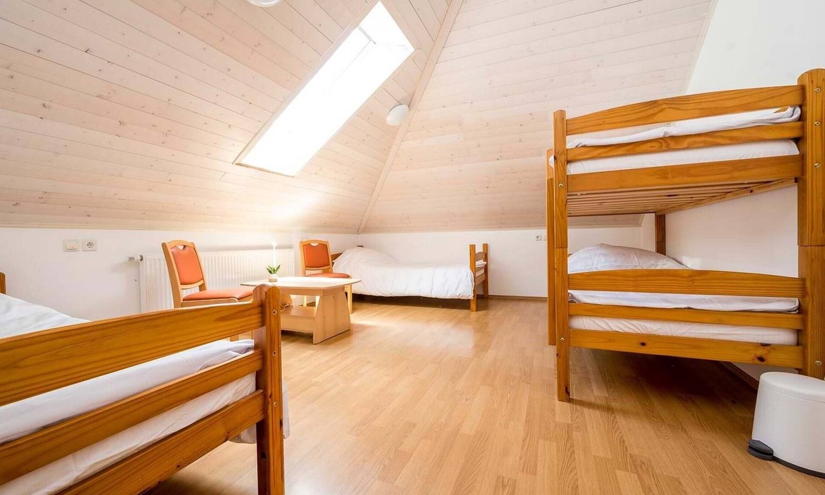 Log pod Mangartom House | Dawn private room with shared bathroom