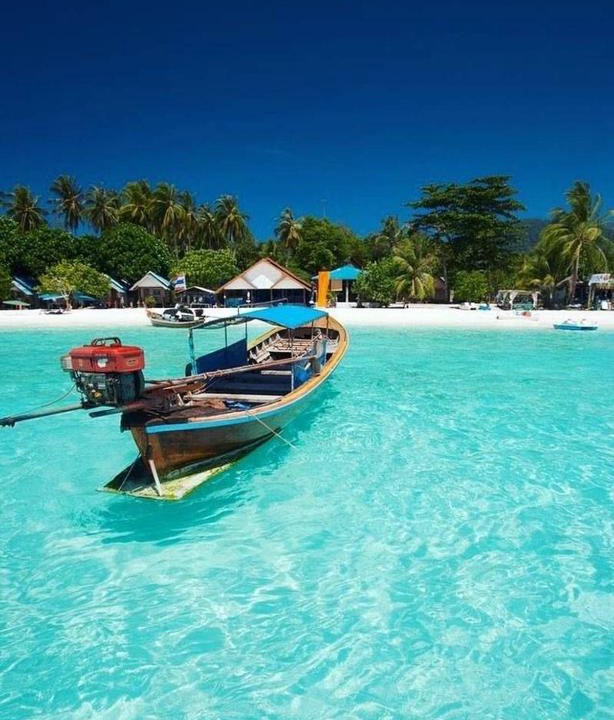 Satun Resort | DAYA Beach, Lipe local