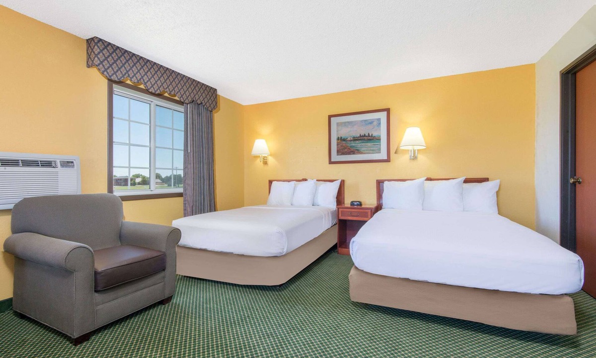 Great Bend Hotel | Days Inn by Wyndham Great Bend
