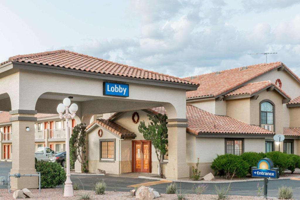 Willcox Hotel | Days Inn by Wyndham Willcox