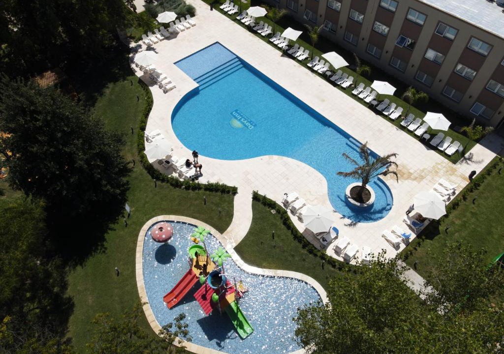 Zarate Hotel | Days Inn Zarate