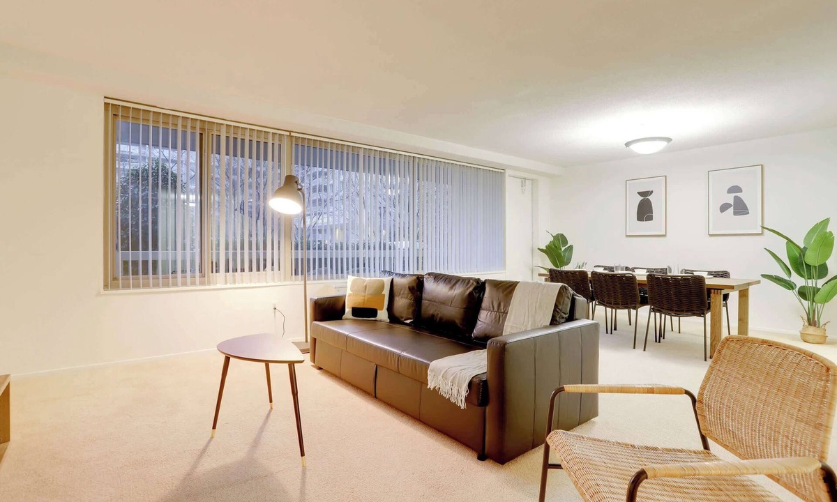 Aurora Highlands Apartment | DC explorer's dream | walk to metro