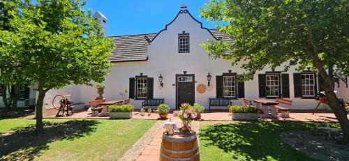 Paarl House | De Leeuwenhof Estate
